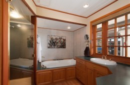 4379 River Road Ladner – Bathroom